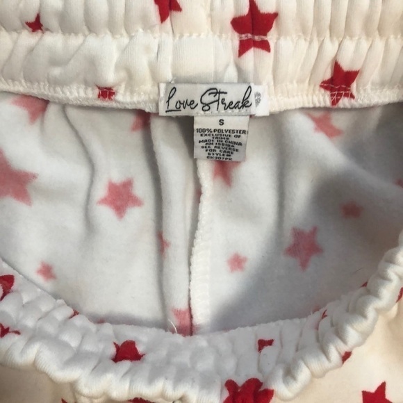 NWOT LOVE STREAK COZY SHORTS WITH RED STARS SIZE SMALL - Picture 2 of 5